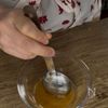 【5分で春サラダ】ハムと春キャベツのエスニック風サラダの工程1