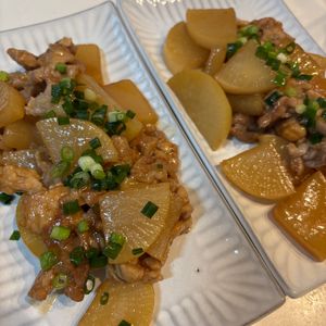 Oの作ってみた!投稿(【ぱぱっと出来る、豚こまと大根の照り焼き】ご飯がすすむ♡︎)
