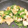 簡単でおすすめ!鶏もも肉とピーマンの明太子炒めの工程3