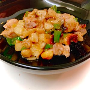 りんの作ってみた!投稿(【鶏肉のカシューナッツ炒め】10分でできるのに本格的！)