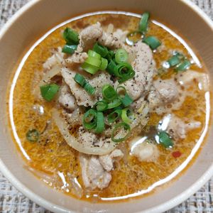 よっこの作ってみた!投稿(豚バラもやしのスタミナ♡ごま味噌スープ【#おかずスープ】)