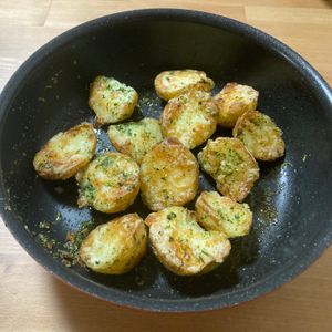 ふうの作ってみた!投稿(【新じゃがのり塩バター】かちわりポテト！)