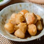 昭和の味！里芋の煮っころがし