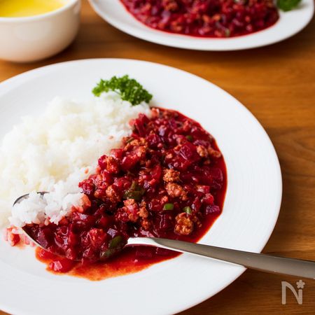 スパイシーなビーガンポテトカレーのレシピ