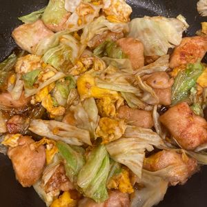 マーサの作ってみた!投稿(【鶏むね肉とキャベツのてりたま炒め】コク旨だれでご飯が進む♡)