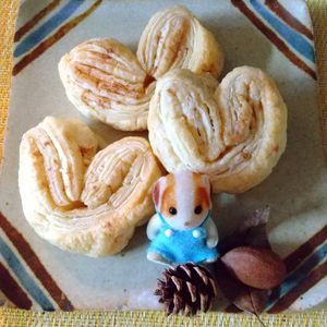 チョロリスの作ってみた!投稿(バレンタイン♡簡単ハートのパイ(パルミエ）)