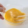 【ワンパンで簡単】ふわふわ卵のひき肉中華あんかけの工程2