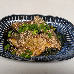 みるの作ってみた!投稿(ご飯泥棒すぎる♩鯖のごま照り焼き)