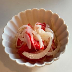 みわの作ってみた!投稿(トマトのサラダ〜新玉ねぎドレッシング)