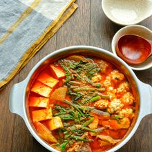 切り身でOK！旨辛スープで温まるテグタン(たら鍋)