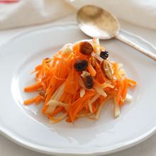 秋の味覚で作る "梨とにんじんのラペ"