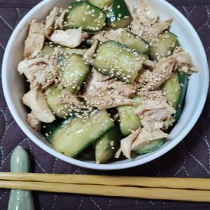 M＊Pの作ってみた!投稿(お箸が止まらない♡きゅうりとささみの中華ごま和え)