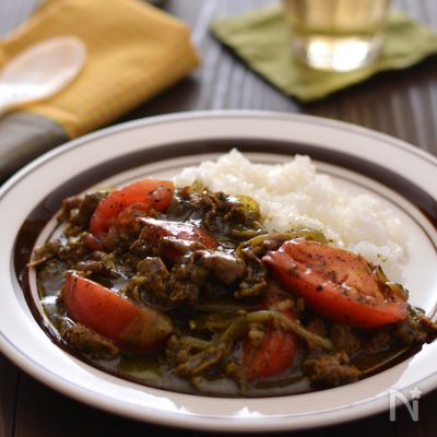 牛トマト黒カレー
