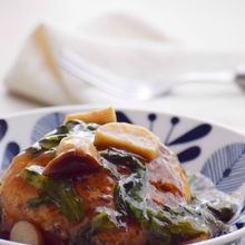 春菊とエリンギのあん掛け和風ハンバーグ