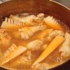 味しみしみ！筍と鶏手羽元の煮物の工程4
