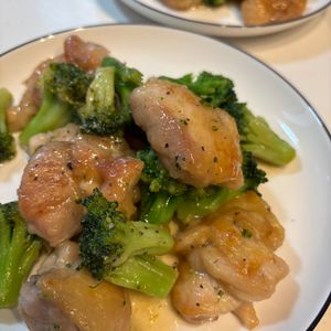Oの作ってみた!投稿(【ガリバタチキンブロッコリー】ご飯がススム！男子も満足)