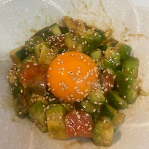 めしじまの作ってみた!投稿(『サーモンとアボカドのポキ丼』簡単時短でも絶品丼♡)