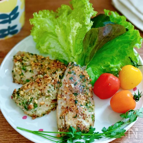 フライパンで絶品【鯵のバジルチーズ焼き】ごはんやパンに合う◎