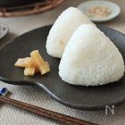 1月17日は「おむすびの日」。シンプルでおいしい「塩むすび」を作りましょう！