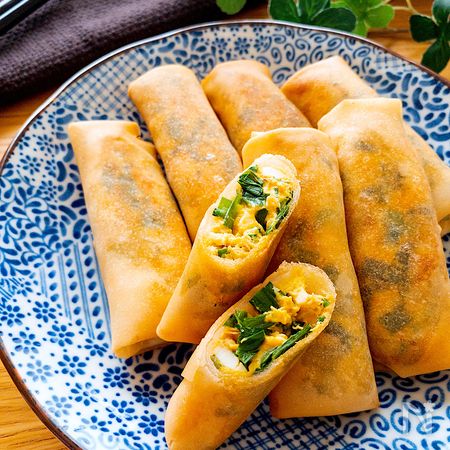 食べラーが隠し味 子供も大人も絶対好き にらツナ卵春巻き By ともきーた 伊藤 智子 レシピサイト Nadia ナディア プロの料理家のおいしいレシピ
