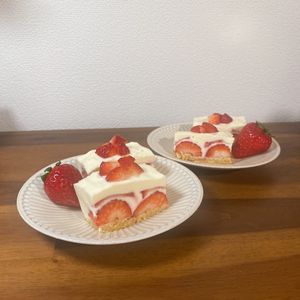 1261784の作ってみた!投稿(生クリーム不使用！いちごのレアチーズケーキ！簡単すぐ出来る！)