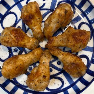 とーるじーじの作ってみた!投稿(【手羽元のレモンバター醤油】ご飯がすすむ！やみつき♪)