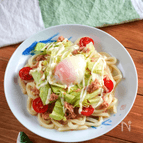 ツナ温玉 サラダうどん