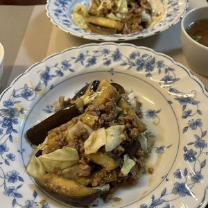 Hikeyの作ってみた!投稿(【ご飯がっつり】キャベツとなすのひき肉回鍋肉☆ワンパン速攻)