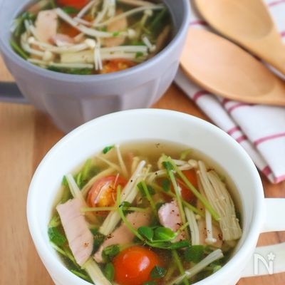 10分で完成♪豆苗とハムのコンソメスープ