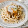 【爆速5分】箸が止まらん!カリカリしらすの濃厚ペペ玉うどん♪