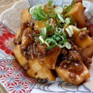 1063890の作ってみた!投稿(ホクホクねっとり♪ご飯がすすむ♪『里芋の甘辛♡そぼろ煮』)