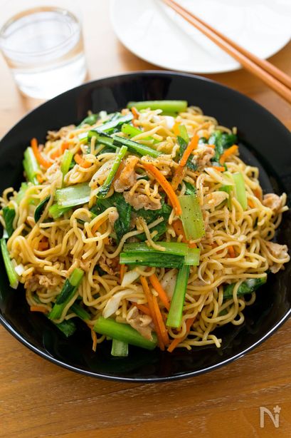 小松菜たっぷり 具だくさんで大満足 上海風焼きそば By Tomoko レシピサイト Nadia ナディア プロの料理家のおいしいレシピ