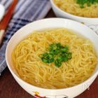 【速攻！超簡単レシピ】あの「汁そば」が5分で作れる！調味料はたったの2つ♪
