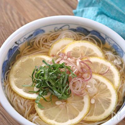 鶏だしさっぱりレモンそうめん