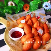 外はサックリ♪中はモチッ♡お豆腐生地のアメリカンドッグ♡