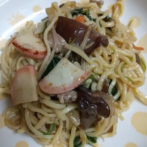 とまっちょ嫁の作ってみた!投稿(【ワンパン！あんかけならぬ、あん混ぜ焼きそば】子供喜ぶ♡)