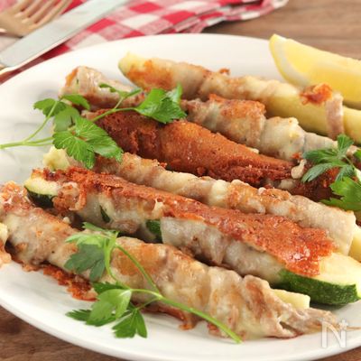 味付けこれだけなのに美味!【ズッキーニとチーズの肉巻き】