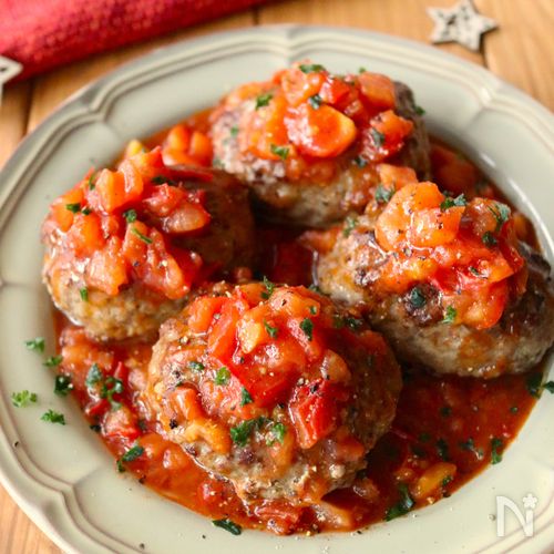 旨味閉じ込める!【ガーリックトマトハンバーグ】パン粉牛乳不要