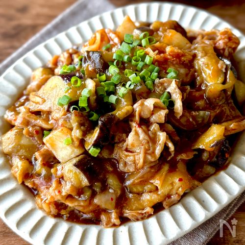 レンジでトロトロ!焼肉のたれで簡単♪【なす豚キムチ】