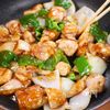 行列の中華屋さんの🍚鶏肉のオイスターバター黒胡椒炒め🤩の工程4