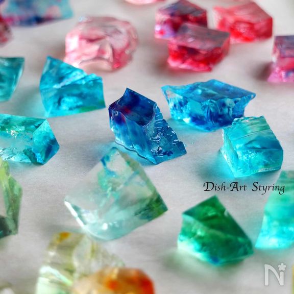 思わずうっとり♡食べる宝石「琥珀糖」