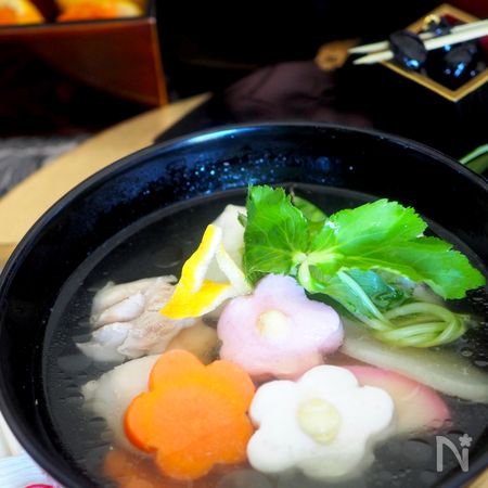 お正月料理 お醤油味の焼き餅入れて関東風雑煮 By 道添明子 あーぴん レシピサイト Nadia ナディア プロの料理家のおいしいレシピ