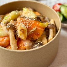 10分で完成！【しゃけ味噌バター丼】