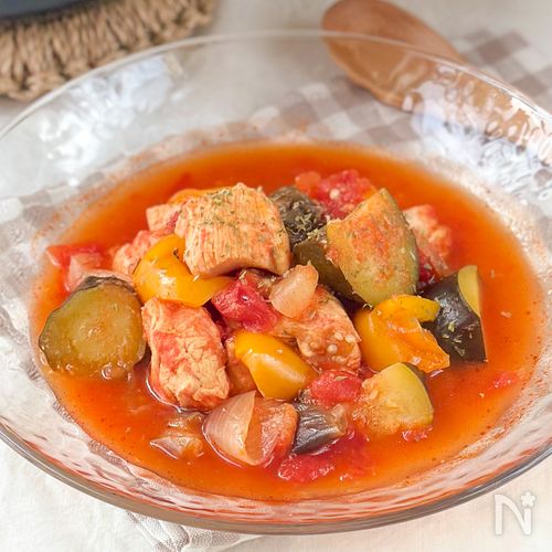 ほったらかしで完成!満足感たっぷり✨【炊飯器でラタトゥイユ】