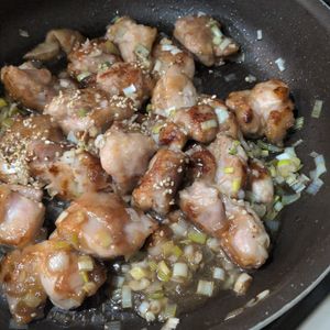 467958の作ってみた!投稿(鶏肉の甘酢ねぎ炒め(調味料2つだけ！ぽん酢で簡単！))