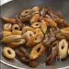 やみつき風味♪【こんにゃくとちくわの甘辛炒め】の工程4