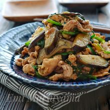 ＊豚こまとなすとニラのにんにくぽん酢炒め＊