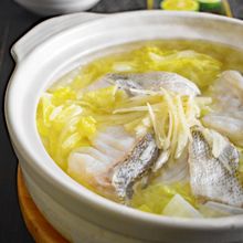 【最ラク鍋♪】たらと白菜のしょうが鍋