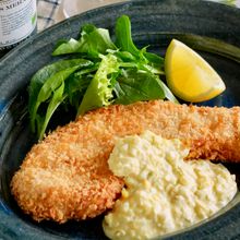 やわからサケフライ【わさびタルタル】（介護食）
