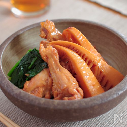 味しみしみ！筍と鶏手羽元の煮物
